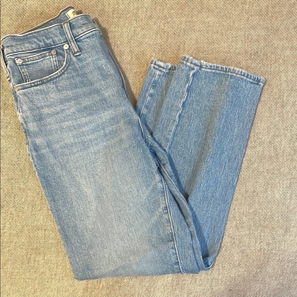 The Perfect Vintage Straight Jeans
